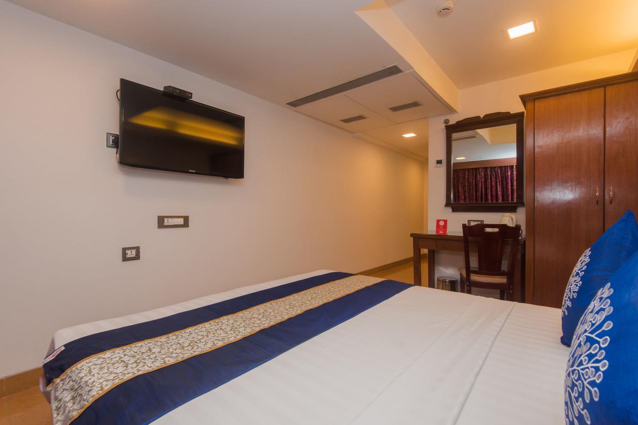 Golden Chariot Vasai Hotel Kültér fotó